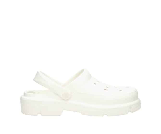 3FP0102101 1100 White Pu Men’s Slippers