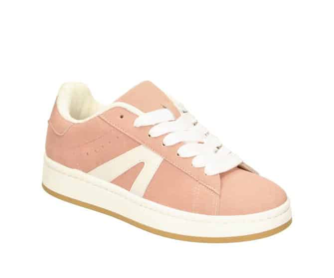 Meet the 2DD1010101 7800 in Old Pink – a chic, retro-inspired sneaker that’s soft, stylish, and totally on-trend. With its muted pink hue and sleek design, this sneaker is perfect for everyday wear with a touch of vintage cool. A must-have for a laid-back, effortlessly fashionable look.