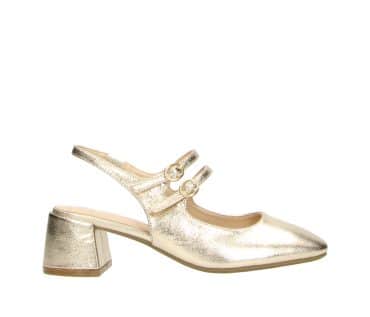 Step into the spotlight with the 2GY0281505 8500 Gold PU Mary Jane! This stunning shoe features a radiant gold finish that instantly elevates any outfit. With a mid-high block heel, it combines comfort and style, making it perfect for any occasion. Add a touch of glamour to your wardrobe with this must-have piece!