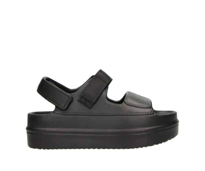 2PT0510801 2100 Black PU Platform Slide